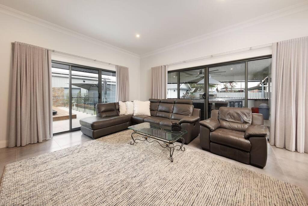 Holiday home Entertainer's Paradise Wodonga